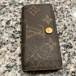 Louis Vuitton key case